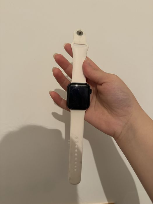 apple watch SE 2го поколения
