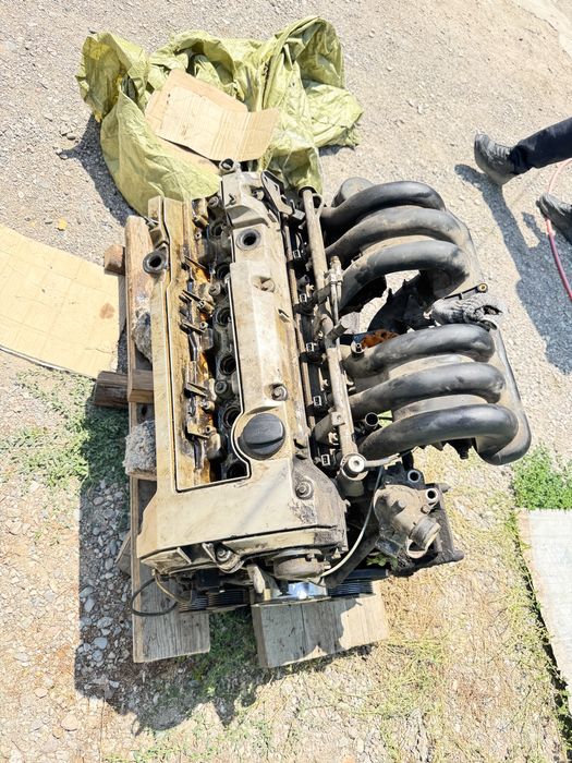 Мотор мерседес 2,8