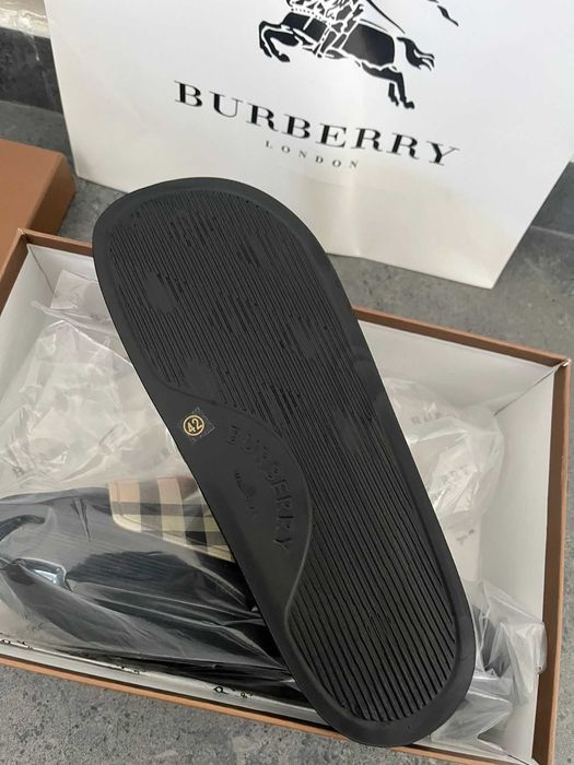 Burberry Slides 41/42