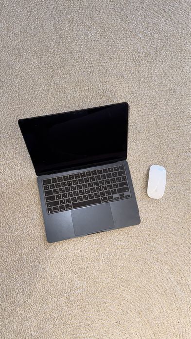 Apple MacBook Air 13/2022/13.6"/8 Гб/SSD 512 Гб/macOS/MLY43LL/A