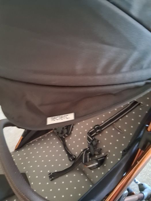 Vând carut sport leclerc