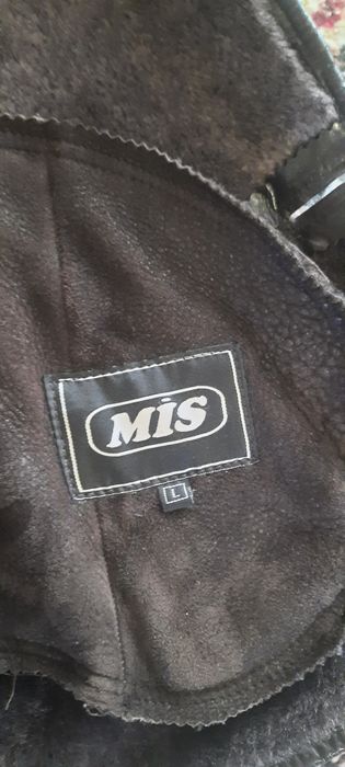 Продам зимние куртки