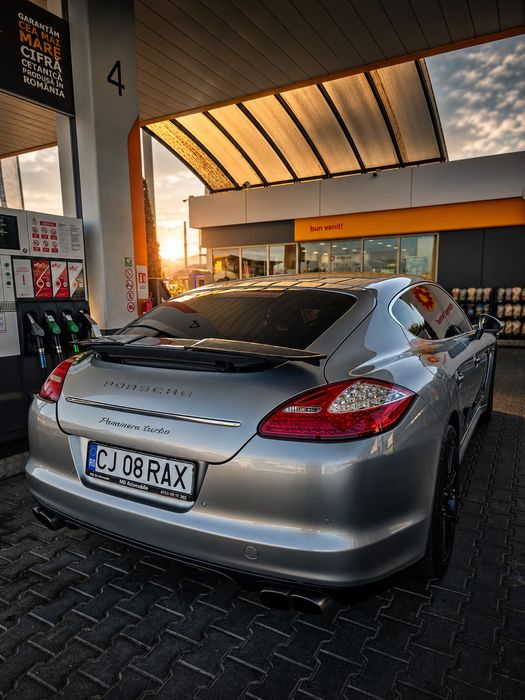 Vand Porsche panamera turbo ! 4.8 v8  500 cp