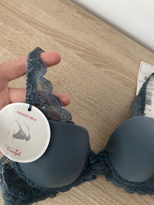 Sutien Triumph Aura Spotlight, Amourette Charm, Amourette Spotlight