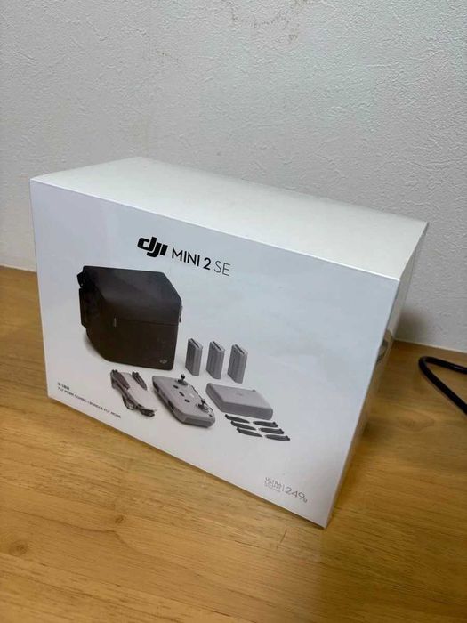 Drona DJI Mini 2 SE Fly More Combo 3 x Baterii