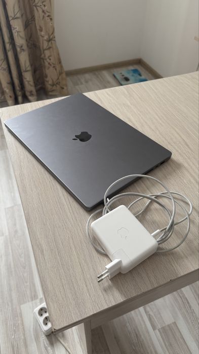 Macbook m1 pro 16” 16/512