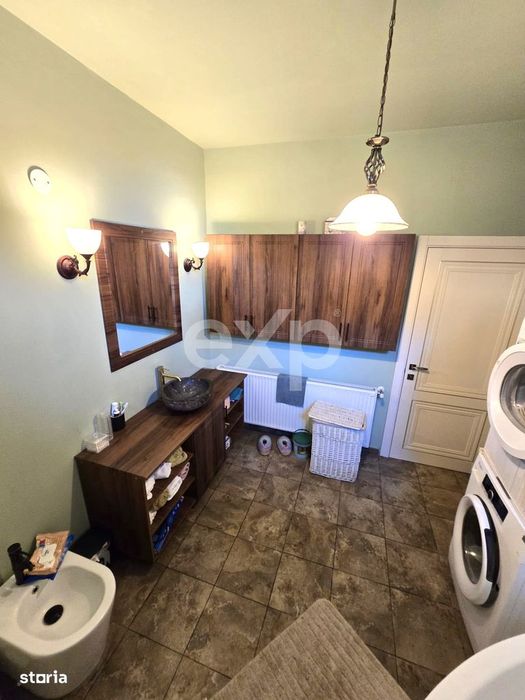 Casa de Vanzare 120 mp + teren 1500 Razvad, Dambovita