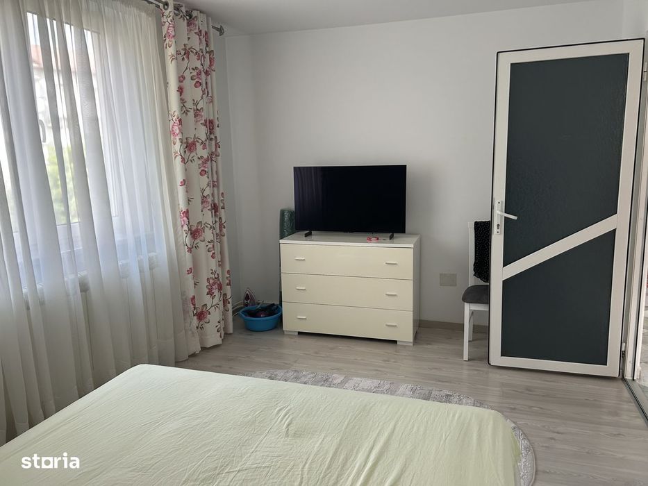 3 Camere,etaj 2 Centru