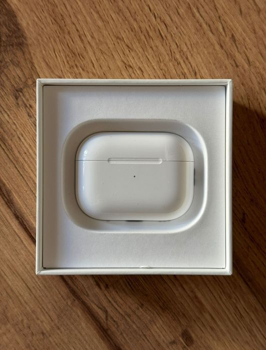 AirPods Pro 2 - 1 наушник + кейс Lightning