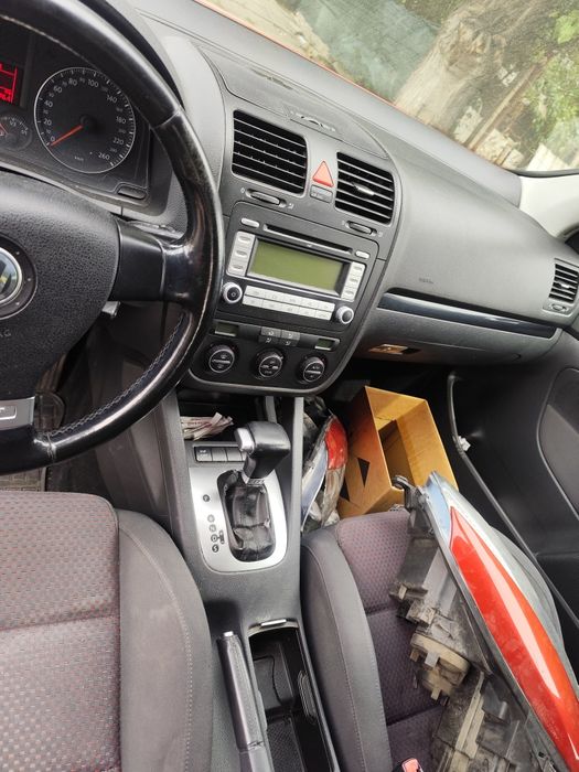 Golf V 5 На части 1.9 105 BLS