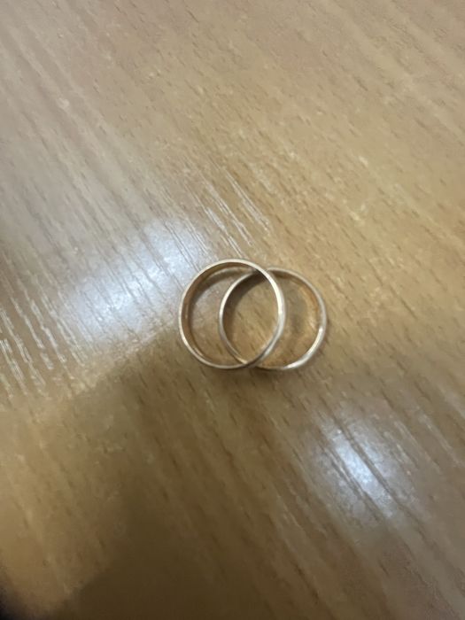 Продам обручальные кольца