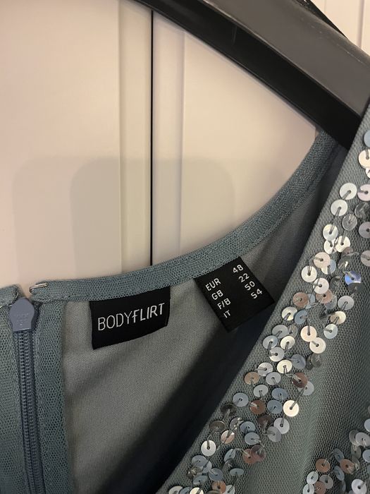 Rochie de seara cu paiete