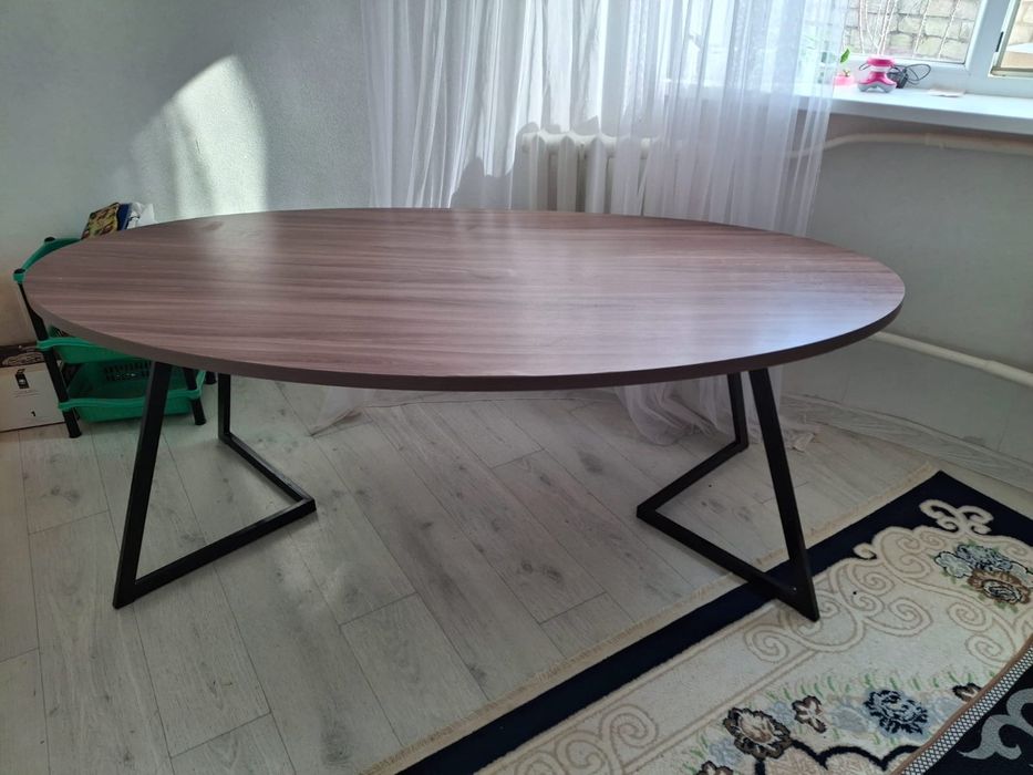 Стол сатылады жағдайы өте жақсы