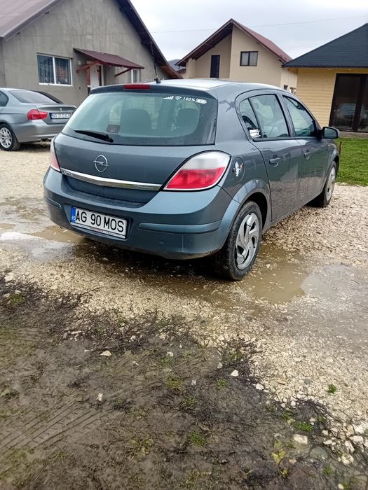 Opel astra h benzina