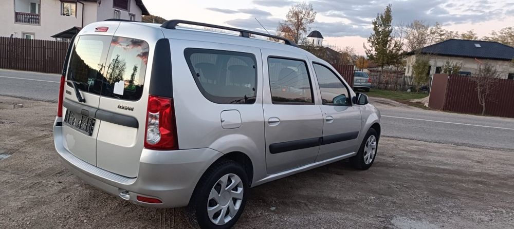 Dacia Logan Mcv An 2012 Motor 1.6 16 valve 7 locuri  euro 5