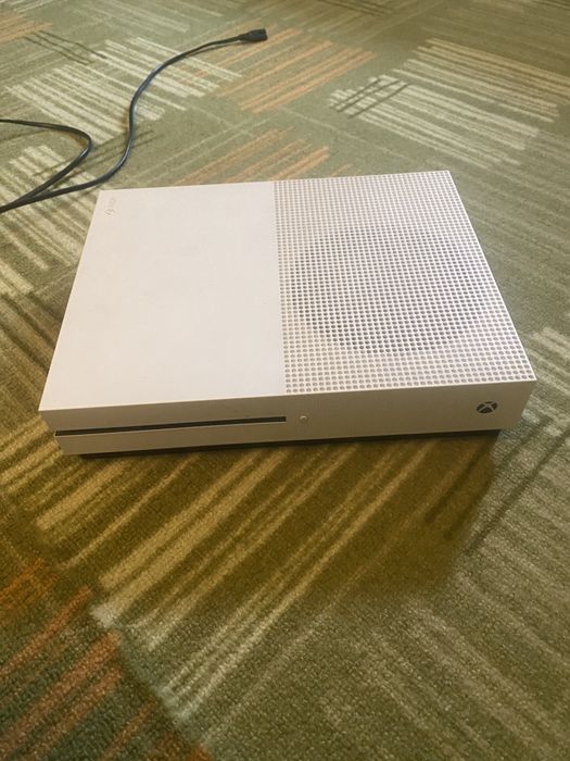 Repar laptopuri, PC-uri și console PS/Xbox | Curățare, upgrade
