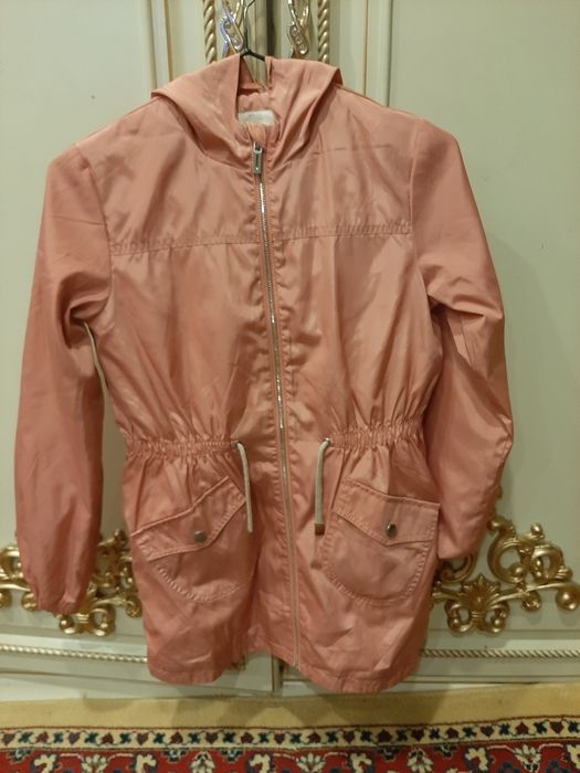 Плащь для девочек. Пальто кожа на меху.Турция