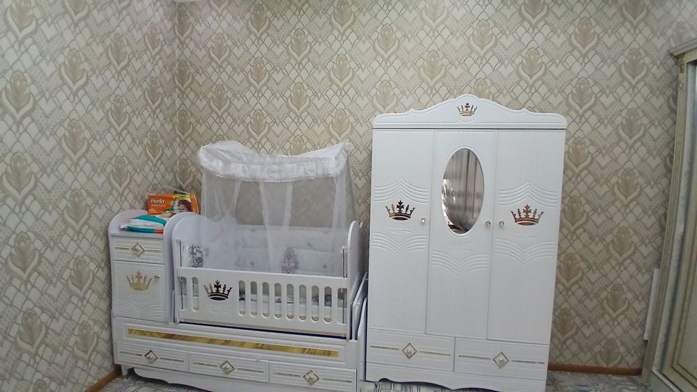 Bolalar mebeli sotiladi