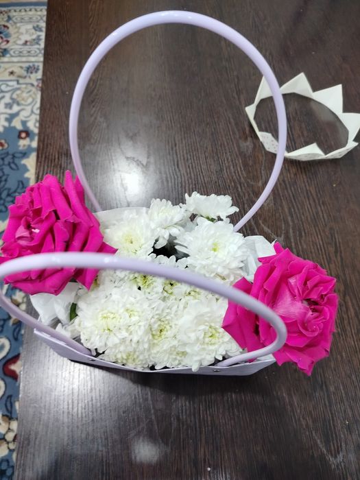 Продам цветы букет за 3500,с сумочкой