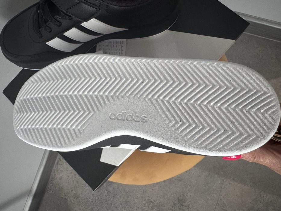 Маратонки Adidas