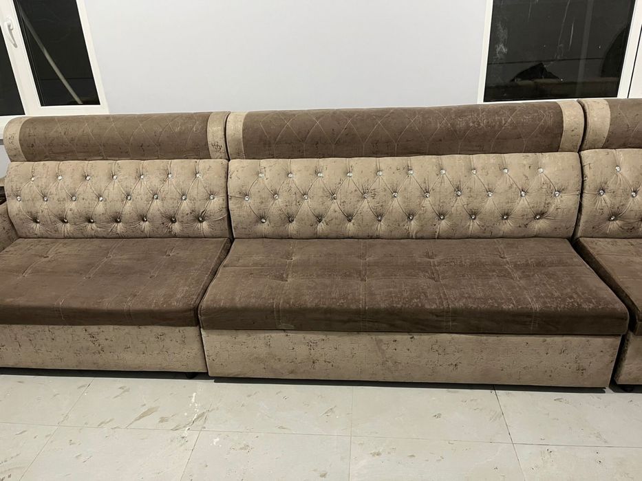 Диван для гостиной