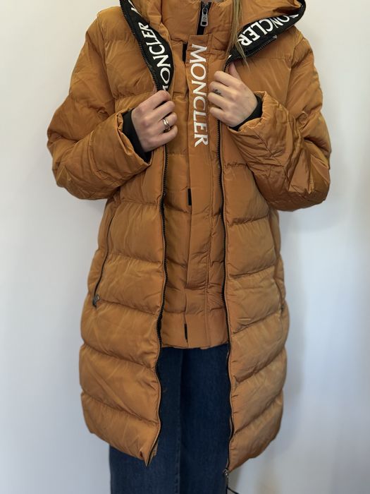 Ново ИЗЧИСТВАНЕ -50% дамско зимно/есенно/ пролет  яке Moncler L размер