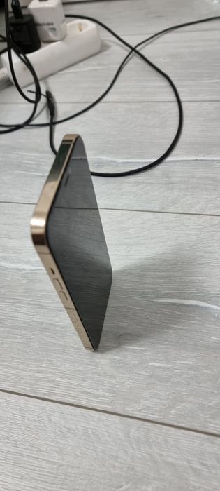 Iphone 12 Pro Max Gold Schimb/Vand