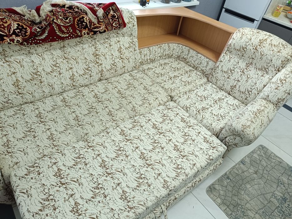 Продам диван и кресло