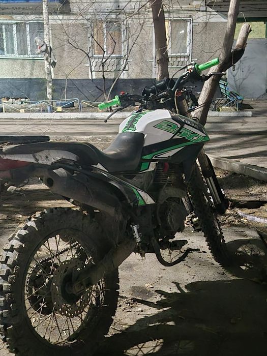 Продам эндуро Улар 250