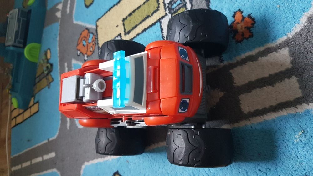 Blaze se transforma in blaze pompier