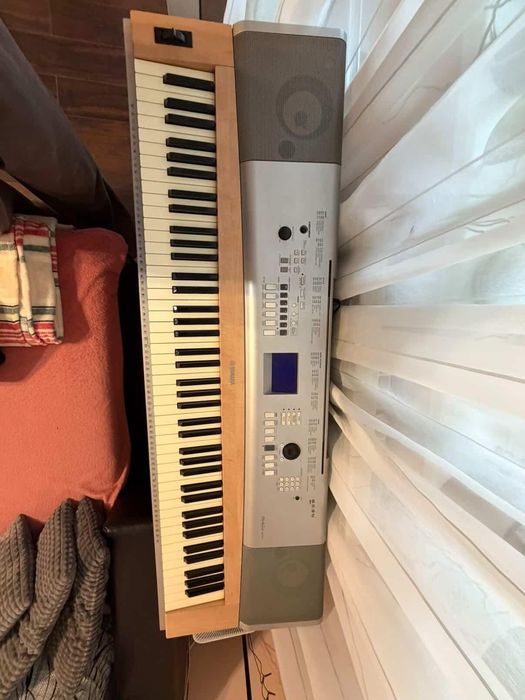 Yamaha DGX-620 – 88 клавиша, тежка клавиатура, работещо