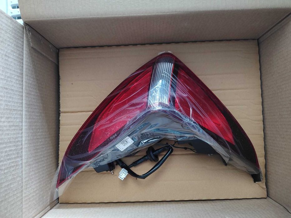 Lampa dreapta spate Bayon/Kona electric/hybrid 92402-Q0500 92402-J9500