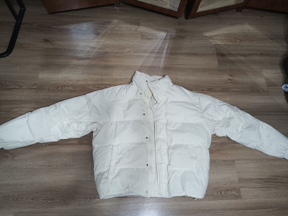 Стильная фирменная куртка