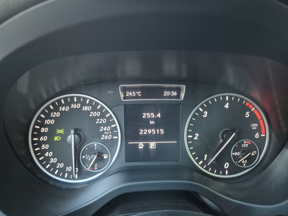 MERCEDES-BENZ A-Class 2013 — imagine 3