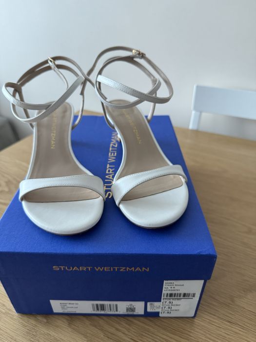 сандали на ток Stuart Writzman