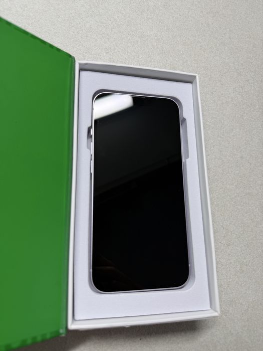 Iphone 14 64gb 80% baterie