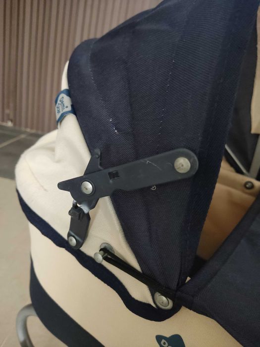 Детская кукольная коляска