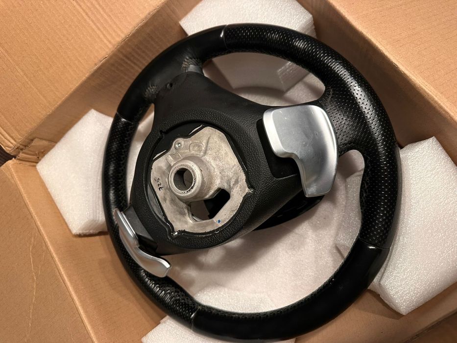 Volan BMW X1 M original, cu padele