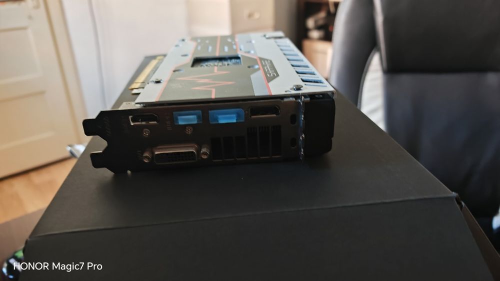 Placa video AMD Rx 580