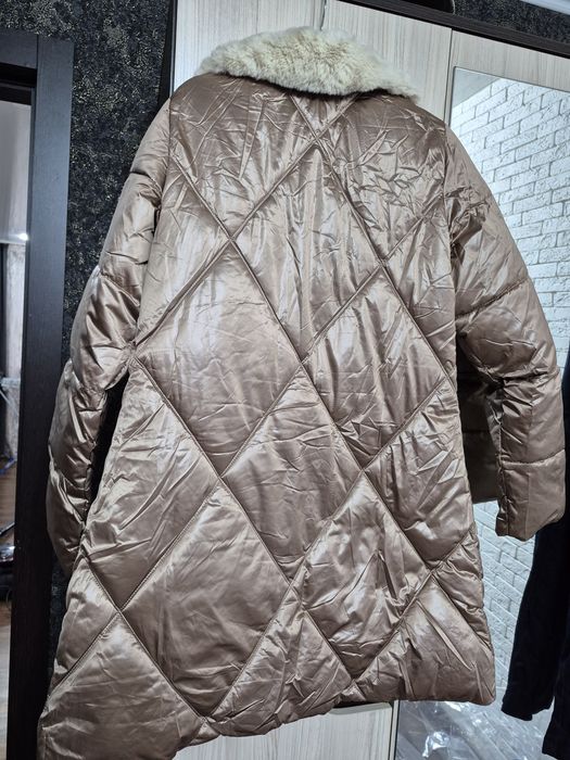 Продам женскую куртку