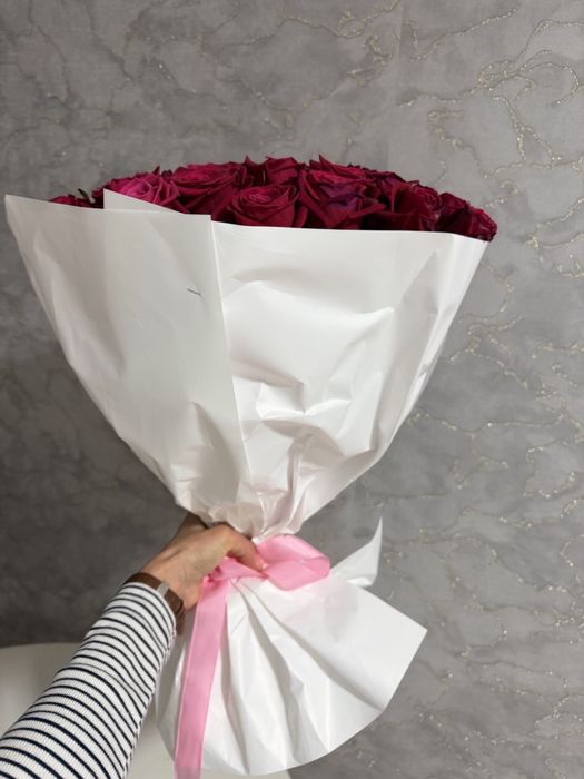 Букет 51 роза свежий