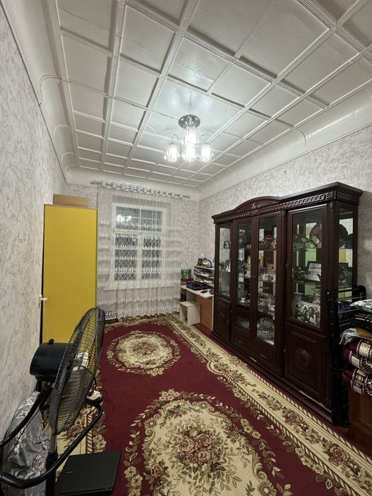 Срочно продаётся кв в центре Ташкента 4/1/3