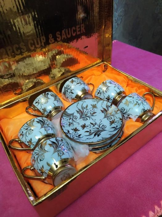 Продается чайный комплект