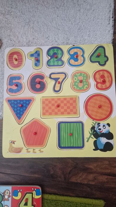 Jucarii din lemn tip puzzel