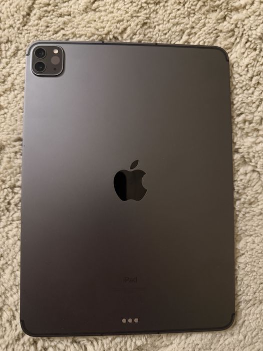 iPad Pro, 11-inch (3rd gen) Celular+ Apple  Smart Folio + Apple pencil