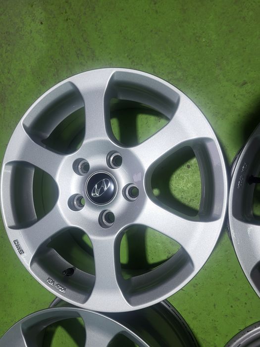 16 5x114.3 Hyundai Kia Mazda лети джанти 5х114.3