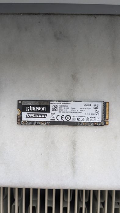 SSD 250GB M.2 NVMe (Citiți Descrierea)