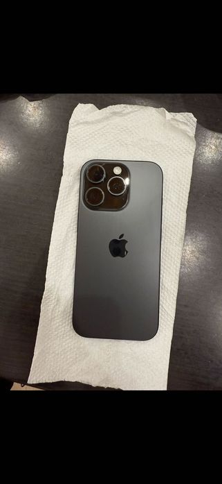 iPhone 16 pro black titanium 128 gb