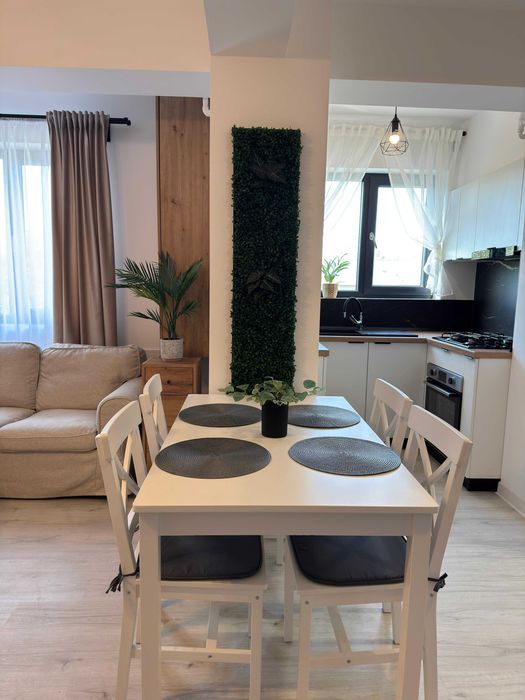 Apartament 2 camere Otopeni centru prima inchiriere.