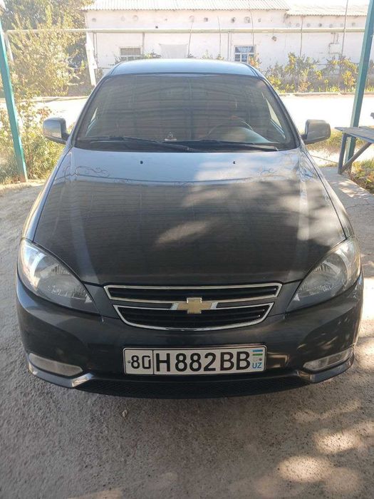 SROCHNOOOO!!  Moshina tinik xolatda